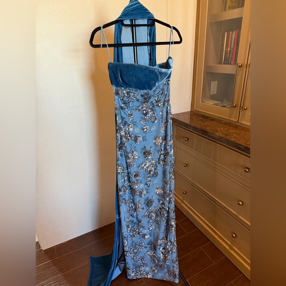 Elegant Strapless Blue Floral Dress